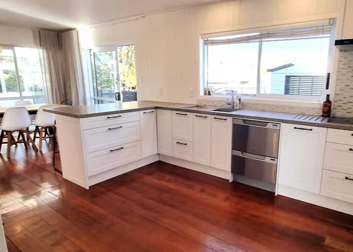 Spacious Retreat With & Separate - Close To Redwoods