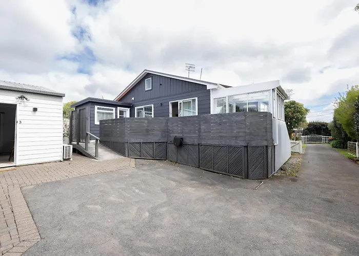Spacious Retreat With & Separate - Close To Redwoods Rotorua