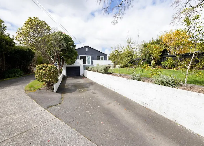 Spacious Retreat With & Separate - Close To Redwoods * Rotorua